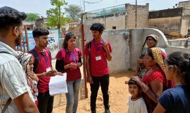 घर-घर जाकर किया सोशल सर्वे