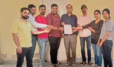 मुख्यमंत्री निशुल्क दवा योजना यूनियन ने तीन सूत्रीय मांगों का खंड मुख्य चिकित्सा अधिकारी को मुख्यमंत्री के नाम दिया ज्ञापन