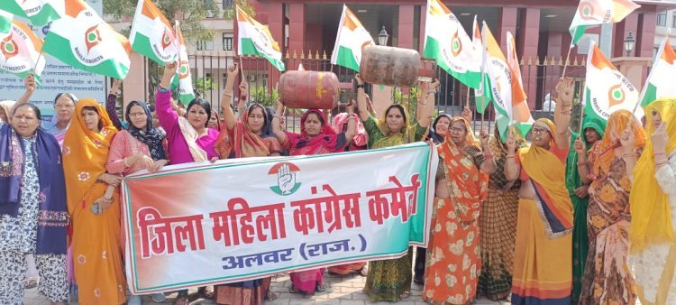 कैसे बनेंगे होली के पकवान ,कब तक जारी रहेंगे लूट के ये फ़रमान