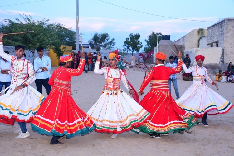 हिन्दू मुस्लिम कौमी एकता का प्रतीक विश्वप्रसिद्ध गैर नृत्य का सोडियार में आयोजन