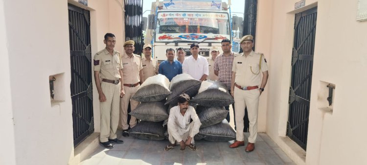भानीपुरा पुलिस ने 150 किलो डोडा पोस्त सहित एक आरोपी गिरफ्तार, लहसुन के निचे छिपाकर ले जा रहे थे डोडा पोस्त