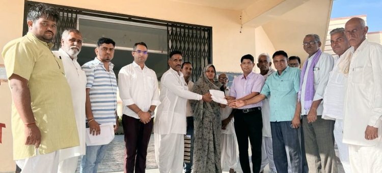फसल खराबे के मुआवजे को लेकर मुख्यमंत्री के नाम दिया ज्ञापन