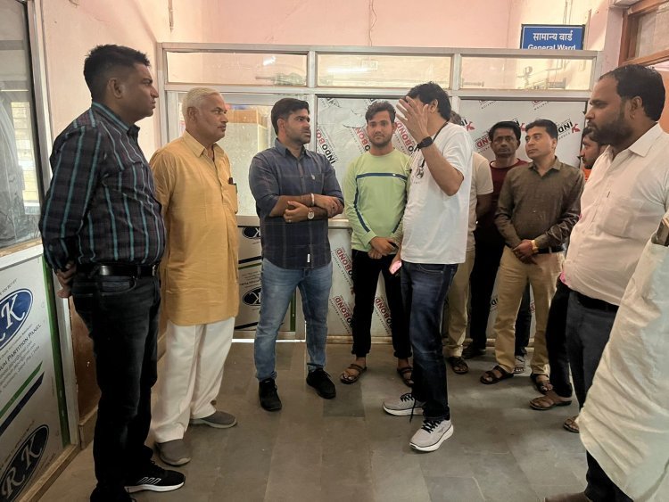 एसडीएम ने स्वास्थ्य केंद्र का किया औचक निरीक्षण, व्यवस्था सुधार के दिए निर्देश