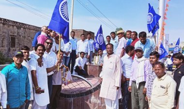 एस.सी.एस.टी. के सैकडो लोगो ने  महापंचायत जयपुर मे लिया भाग