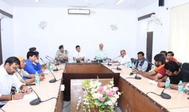 चिकित्सकों के द्वारा 17 दिन से चल रहे आंदोलन को किया समाप्त