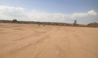 बीडीओ डूडी ने स्टेडियम निर्माण के लिए डेढ़ लाख रुपए का सहयोग किया। राउमावि रावतसर में किया सहयोग।