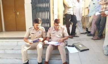 कार की टक्कर से बाईक सवार की मौत