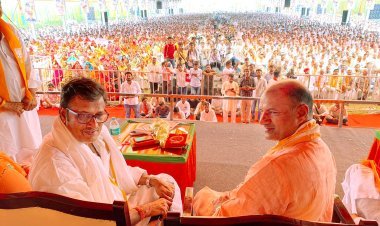 जन आक्रोश रैली में उमड़ा जन सैलाब, कलक्ट्रेट का किया महाघेराव