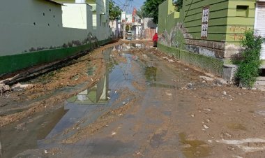 राजलदेसर में वार्ड नंबर 31 सड़क निर्माण कार्य चढ़ा राजनीति की भेंट