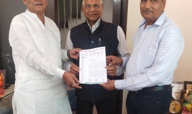 लोहा मंडी योजना को लेकर व्यापारी हुए एकजुट*