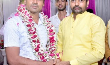 जगदीश खटकड़ ने आपणी पाठशाला लिए दिए 5 लाख 51 हजार रुपए