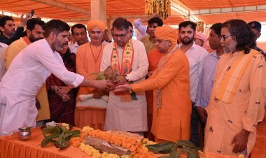 सिद्ध शिरोमणि श्री बाबा मस्तनाथ जी जनसेवनम् भवन व मंदिर शिलान्यास पूजन कार्यक्रम में उमड़ा आस्था का जन सैलाब - देश-प्रदेश के कोने-कोने से पहुंचे संत-महात्मा व राजनेताओं के साथ श्रद्धालुओं ने पाई भण्डारे में प्रसादी