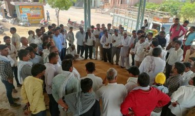 कृषि मंडी में गेहूं की बोली लगाने के दौरान दो व्यापारियों में हुआ विवाद, दो घंटे तक रही बोली बंद, व्यापारियों ने बिना बोली अनाज खरीदने का लगाया आरोप