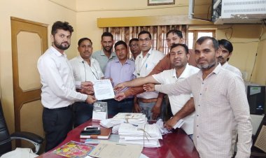जोधपुर डिस्कॉम कार्मिक संघ ने मुख्यमंत्री के नाम सौंपा ज्ञापन