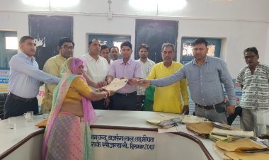 महंगाई राहत शिविर का एसडीएम ने किया निरीक्षण