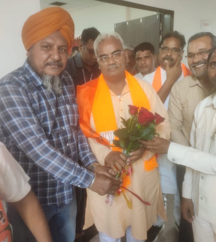 अल्पसंख्यक मोर्चा के पदाधिकारी एवं कार्यकर्ताओं ने दिलावर का किया स्वागत, सम्मान