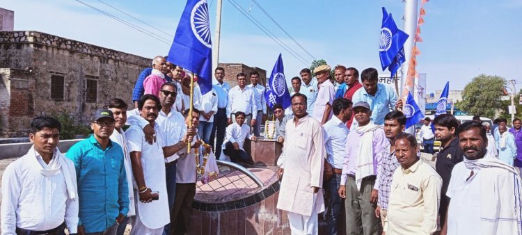 एस.सी.एस.टी. के सैकडो लोगो ने महापंचायत जयपुर मे लिया भाग
