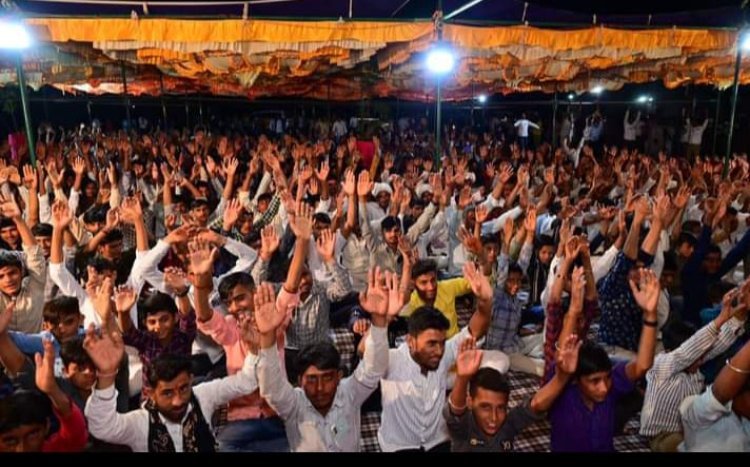 एक शाम श्री वीर बिगाजी के नाम भजन संध्या में उमड़ा श्रृद्धालुओं का जनसैलाब