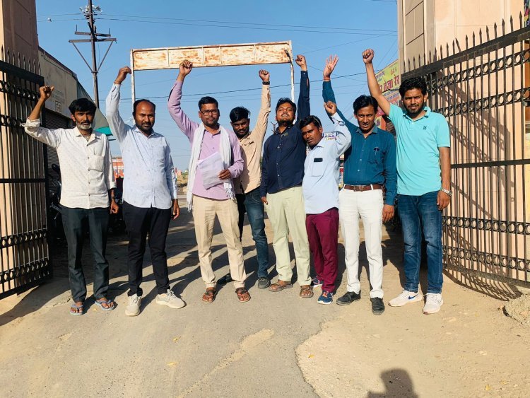 पुजा भील मावली की निर्मम हत्या के विरोध में किया विरोध प्रदर्शन, सर्व समाज के लोगों ने मुख्यमंत्री के नाम सौपा ज्ञापन