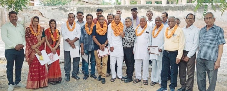 सहकारी उपभोक्ता होलसेल भण्डार लिमिटेड, चूरू के अध्यक्ष व उपाध्यक्ष के पद का निर्विरोध निर्वाचन सम्पन्न