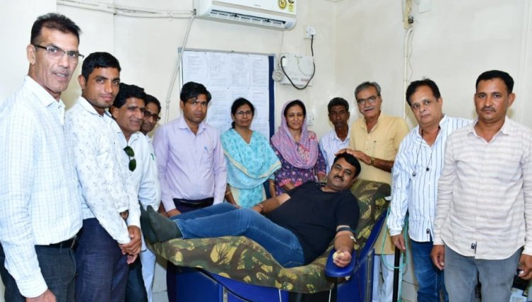 51 लोगों ने किया रक्तदान