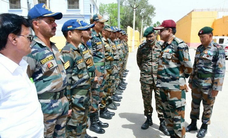 ढांढ़ण में चल रहे एनसीसी शिविर का कर्नल विरेन्द्र ने किया निरीक्षण