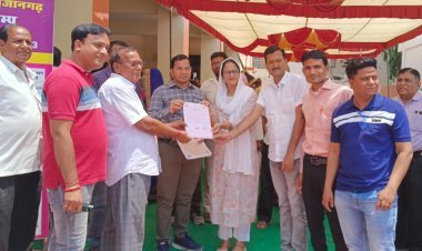 30 लाभार्थियों को किया पट्टा वितरण