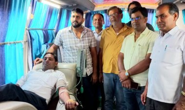 मुख्यमंत्री अशोक गहलोत के जन्मदिन पर रक्तदान शिविर आयोजित.. शिविर में सर्व समाज के 108 रक्तवीरों ने रक्तदान किया..