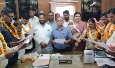 मनोनीत पार्षदों का शपथ ग्रहण कार्यक्रम किया आयोजित