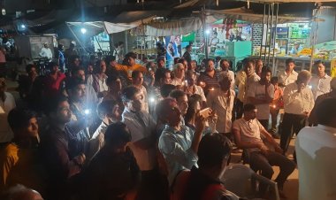 पहलवानों के समर्थन में निकाला कैंडल मार्च 