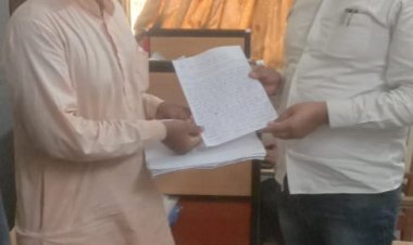 नाबालिग छात्रा से ज्यादती के आरोपी को गिरफ्तार करने हेतु ज्ञापन दिया