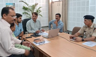 वरिष्ठ नागरिक तीर्थ यात्रा योजना की निकाली गई लॉटरी 