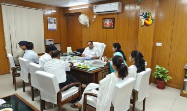 जिला प्राधिकरण के पदेन सदस्यगण की बैठक आयोजित