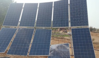 तेज हवाओं के साथ बरसे बादल, कई खेतों में शोलर प्लांट को हुआ नुकसान