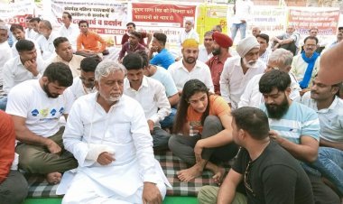 कांग्रेस नेता रियाजत खान पहलवानों के धरने को दिया समर्थन      