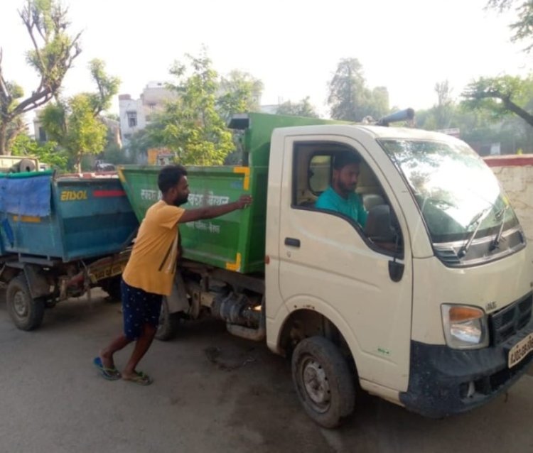 नगरपालिका बन रही नरक पालिका स्वच्छ भारत अभियान की उड़ रही धज्जियां, कचरा वाहन धक्के से स्टार्ट