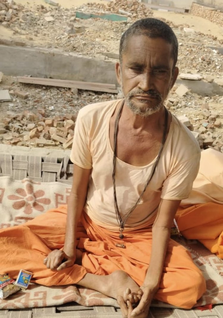 बाबा रामदेव मंदिर के पुजारी के साथ शनिवार को रात्रि को अज्ञात युवकों द्वारा मारपीट की गई