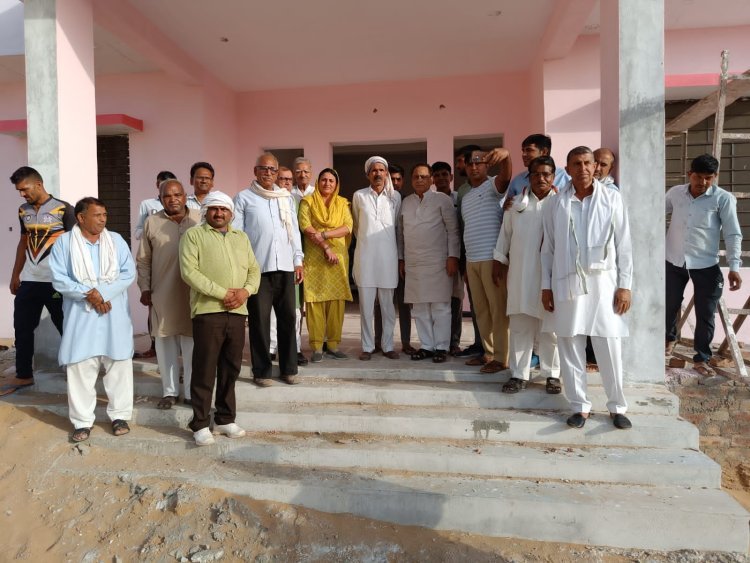 कांग्रेस नेता मण्डेलिया ने किया पंचायत भवन का निरीक्षण