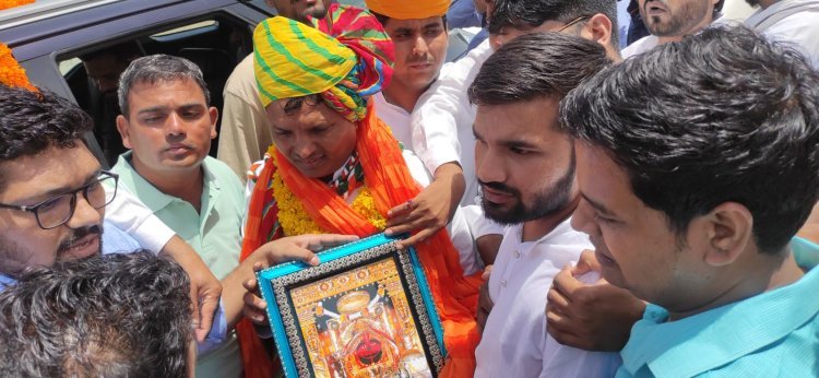 युवा कांग्रेस के राष्ट्रीय अध्यक्ष का किया स्वागत ।