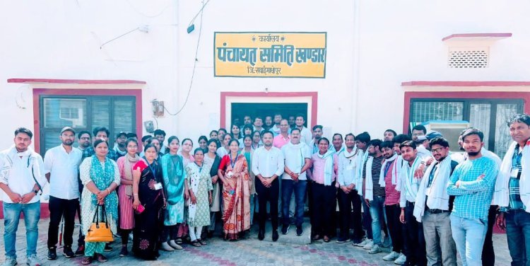 प्रशिक्षु ग्राम विकास अधिकारियों को कराया फील्ड भ्रमण