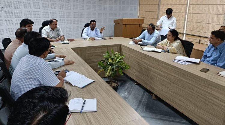 नव घोषित जिला खैरथल में जिला स्तरीय कार्यालय संचालन के संबंध में बैठक आयोजित