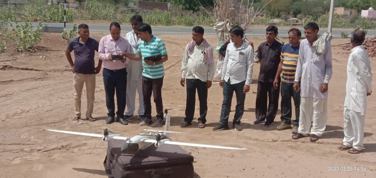 63 ग्राम पंचायतों में शुरू की मार्किंग व ड्रोन से फोटोग्राफी, ड्रोन टीम द्वारा ड्रोन के माध्यम से फोटोग्राफी कर नक्शा तैयार किया जाएगा, नैणासर में किया शुभारंभ