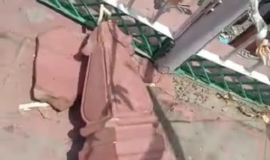 आजादी की पताका फहराने वाला धर्मस्तूप हो रहा है उपेक्षाओं का शिकार 