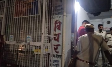 शराब ठेके पर पुलिस और प्रशासन की कार्यवाही..