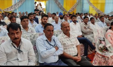 वाणिज्य कर विभाग का संवाद कार्यक्रम       व्यापारियों की समस्या सुनी,दिए सुझाव