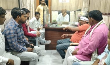 मजिस्ट्रेट आवास के पास बनेगा डॉ भीमराव अंबेडकर चौक, पालिका चेयरमैन के साथ हुई बैठक में लिया निर्णय