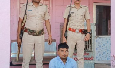 फायरिंग के आरोपियों का सहयोग करने पर गिरफ्तार 