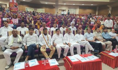 इंदिरा गांधी गैस सिलेंडर योजना का 'लाभार्थी उत्सव' किया आयोजित