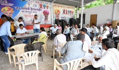 मंत्री जूली ने सुनी आमजन की समस्याएं, अधिकारियों को दिए निस्तारण के निर्देश