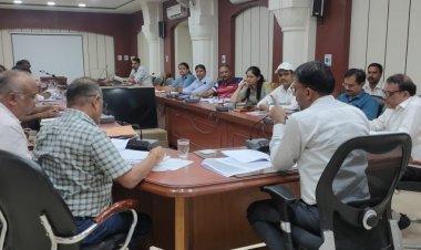 सड़क सुरक्षा समिति की बैठक आयोजित